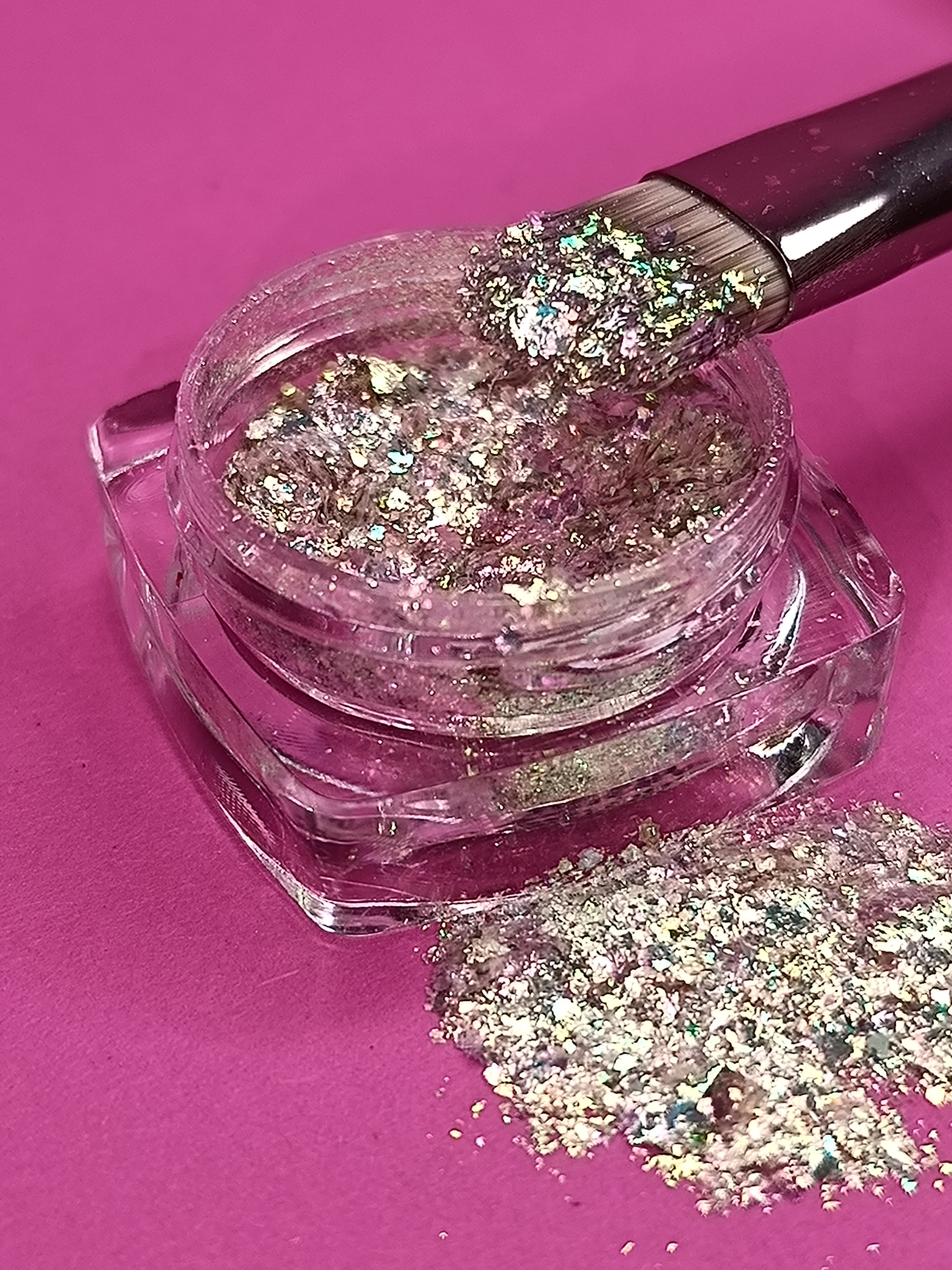 Atrevida – Hojuelas holográficas sin límites ✨